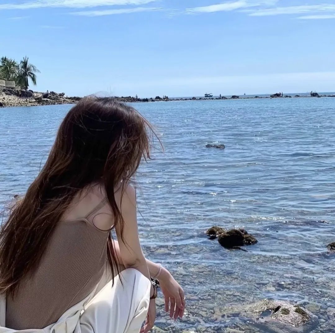 复活的盖文史东海报